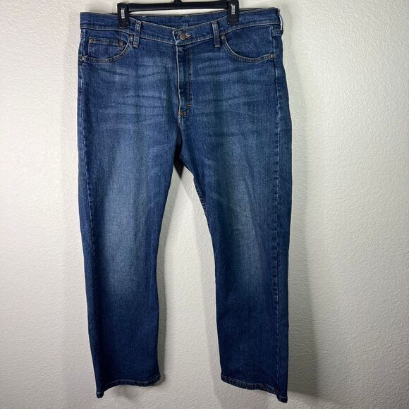 Wrangler Men's Classic Straight Leg Jeans Comfort‎ Fit Denim Blue Pants 38x30 - Picture 1 of 7